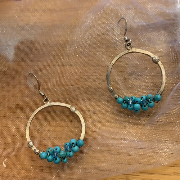 Custom Earrings ~Silver Tone~ Turquoise Aqua Beads - Picture 6 of 9